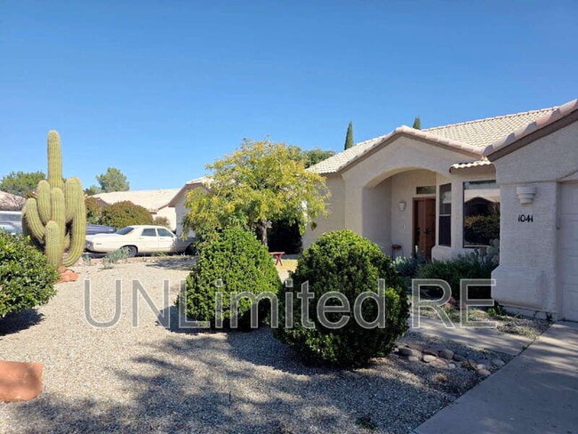 property at 1041 S Vista Grande Dr