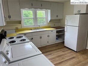 1214 Winklers Creek Rd in Boone, NC - Building Photo - Building Photo