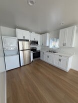 174 Bethune Way in Chula Vista, CA - Building Photo