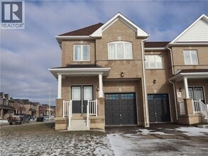 42 Bruton St in Thorold, ON - Building Photo - Building Photo