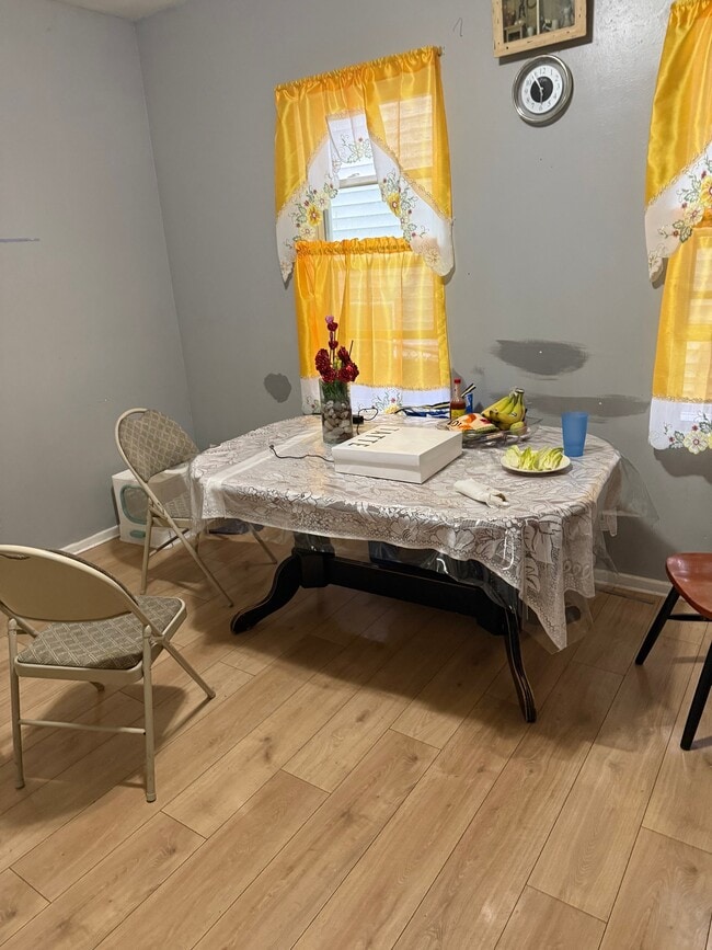 167 Walnut St, Unit 1 in Chelsea, MA - Building Photo - Building Photo