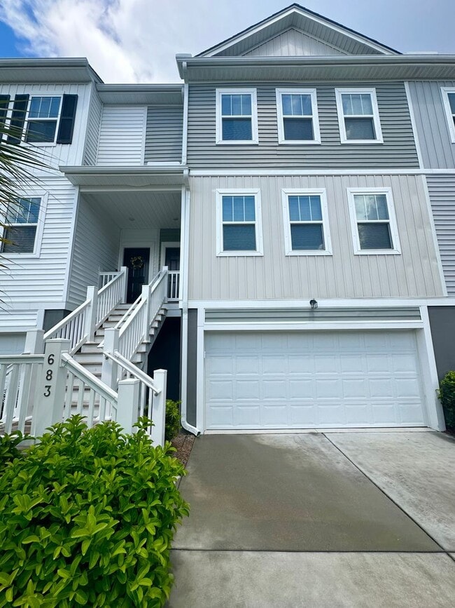 property at 683 McLernon Trce