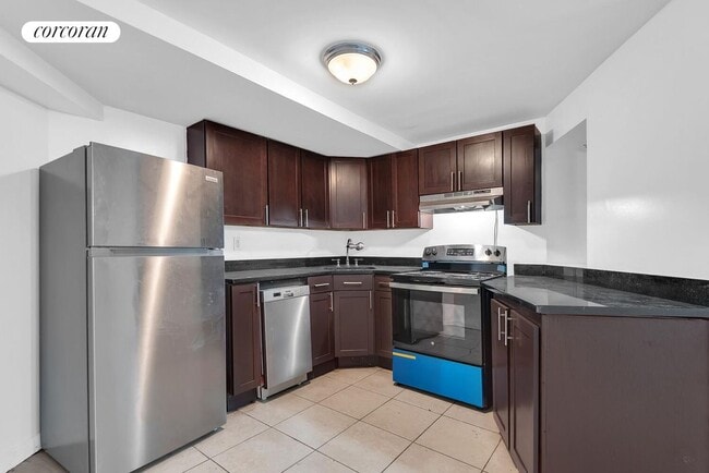 524 W 123rd St in New York, NY - Building Photo - Building Photo