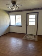 102 E Elm St in Russellville, AR - Building Photo - Building Photo