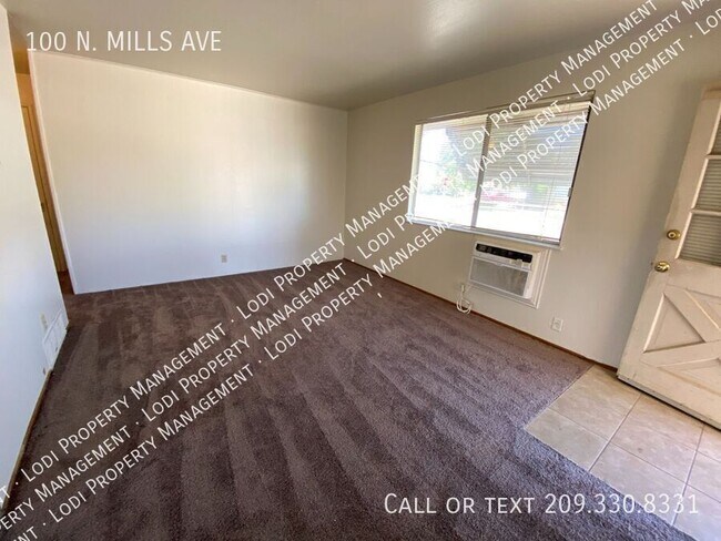 100 N Mills Ave in Lodi, CA - Building Photo - Building Photo