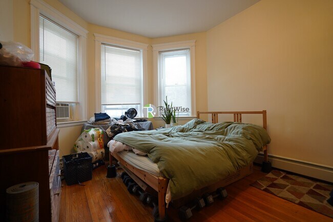 1846 Commonwealth Ave in Boston, MA - Building Photo - Building Photo