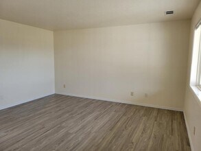 1852 Medart Ln in Grants Pass, OR - Building Photo - Building Photo