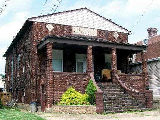 1009 First Ave in Brackenridge, PA - Building Photo