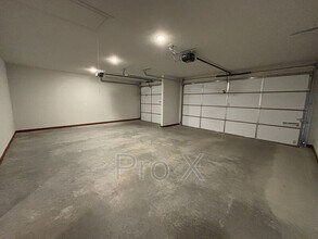 1908 Charles St in Pea Ridge, AR - Foto de edificio - Building Photo