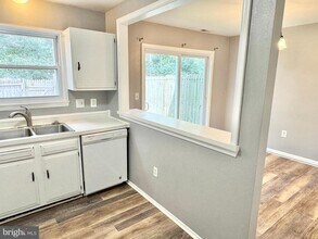 814 Sledgehammer Dr in Falmouth, VA - Building Photo - Building Photo