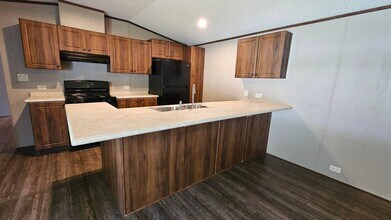 2201 S Anna St in Wichita, KS - Building Photo - Building Photo