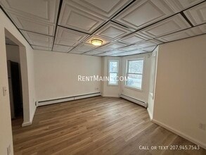 152-154 Third St. Apt. in Bangor, ME - Foto de edificio - Building Photo