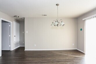 2040 Shawnee Trail in Forney, TX - Foto de edificio - Building Photo