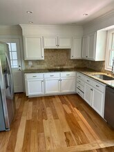 16 Topcrest Ln in Ridgefield, CT - Building Photo - Building Photo