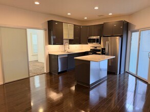 1119 Poinsettia Dr in West Hollywood, CA - Building Photo - Building Photo