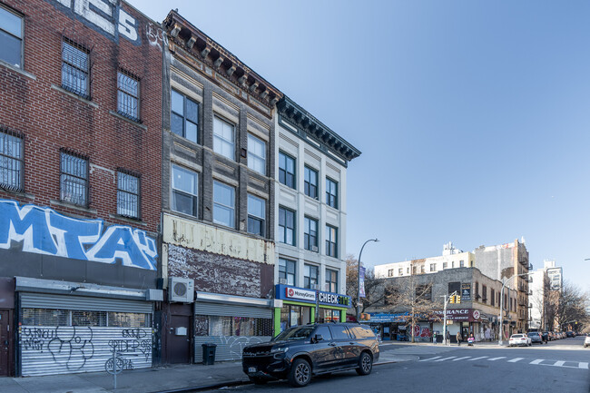 224 Broadway in Brooklyn, NY - Building Photo - Building Photo