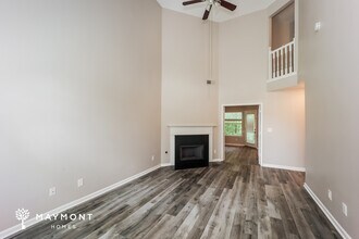 2802 Knoll View Pl in Douglasville, GA - Foto de edificio - Building Photo