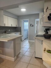 2501 NW 9th Ter, Unit 2501 in Wilton Manors, FL - Building Photo - Building Photo