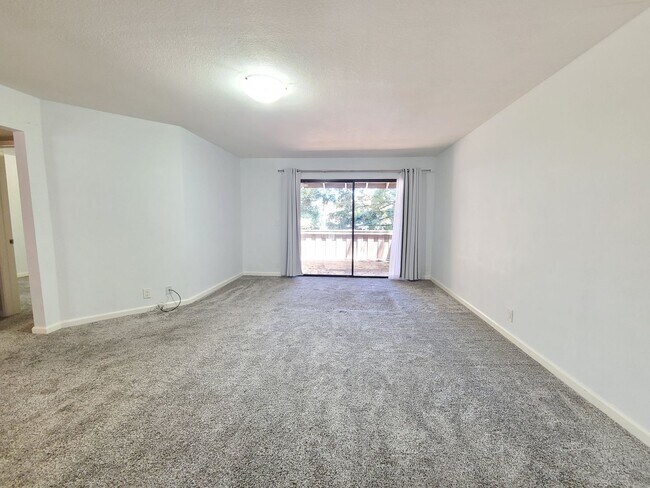 2201 Monroe St in Santa Clara, CA - Building Photo - Building Photo