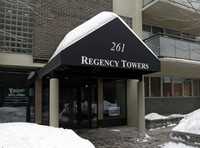 Regency Towers in Ottawa, ON - Building Photo - Building Photo