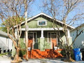 329 N Bernadotte St in New Orleans, LA - Building Photo