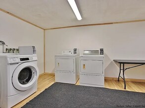 40 N Chestnut St in New Paltz, NY - Building Photo - Building Photo