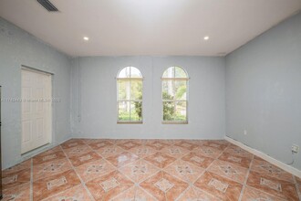 1674 SW 151 Pl in Miami, FL - Building Photo - Building Photo