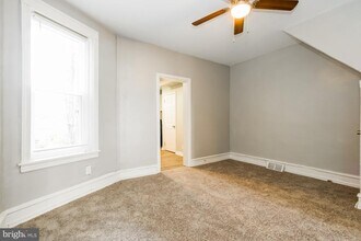 5833 Windsor Ave in Philadelphia, PA - Building Photo - Building Photo