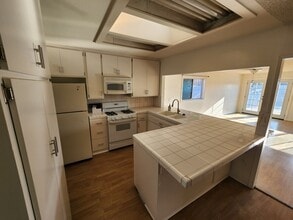 762 Piccard Ave in San Diego, CA - Building Photo - Building Photo