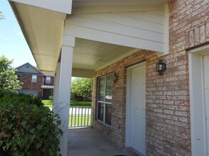 3403 W Rainmill Dr in Katy, TX - Foto de edificio - Building Photo