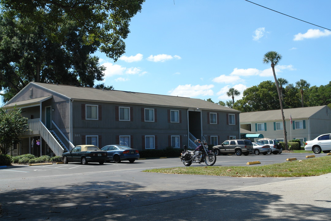 Lyn Gardens Apartments in DeLand, FL - Building Photo