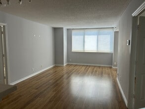 5809 Nicholson Ln in Rockville, MD - Building Photo - Building Photo
