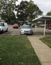 818 Rubel Ave, Unit A in Louisville, KY - Foto de edificio - Building Photo