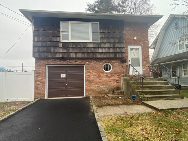 property at 165 Banbury Rd