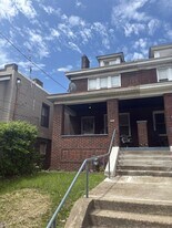 2032 Wightman St in Pittsburgh, PA - Building Photo