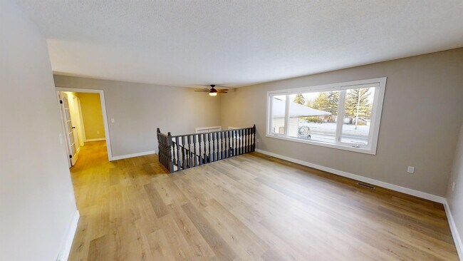 9533-9563 63 Ave in Grande Prairie, AB - Building Photo - Building Photo