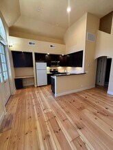 2063 Hoen Ave in Santa Rosa, CA - Building Photo - Building Photo