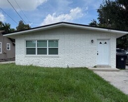 823 Concord St in Orlando, FL - Building Photo