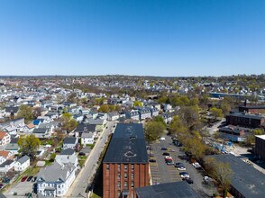 New Hall Condominiums in Lowell, MA - Foto de edificio - Building Photo