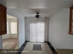 6445 Hartwood Rd in Las Vegas, NV - Building Photo - Building Photo