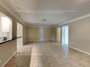 7796 Barry Ct in Seminole, FL - Foto de edificio - Building Photo