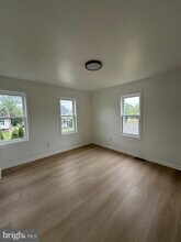 489 N Church St in Moorestown, NJ - Building Photo - Building Photo
