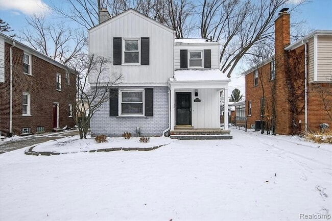 property at 13336 Balfour Ave