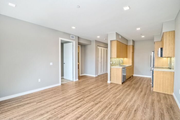 3088 State St-Unit -416 in Carlsbad, CA - Foto de edificio