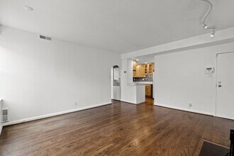 1736 Willard St NW in Washington, DC - Building Photo - Building Photo