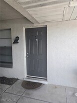1904 Santa Barbara Blvd in Cape Coral, FL - Building Photo