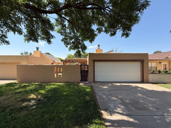 property at 43 Paseo Village