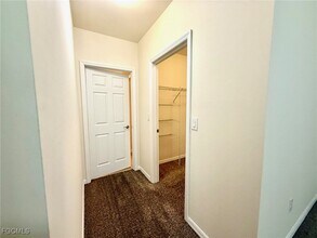 902 SE 31st Terrace in Cape Coral, FL - Building Photo - Building Photo