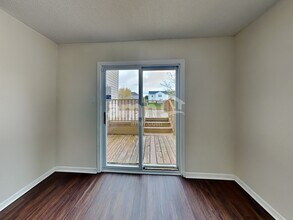 10167 Hatherley Way in Fishers, IN - Building Photo - Building Photo