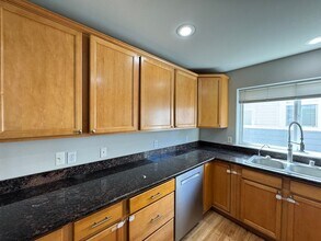 150 W Florentia St in Seattle, WA - Building Photo - Building Photo